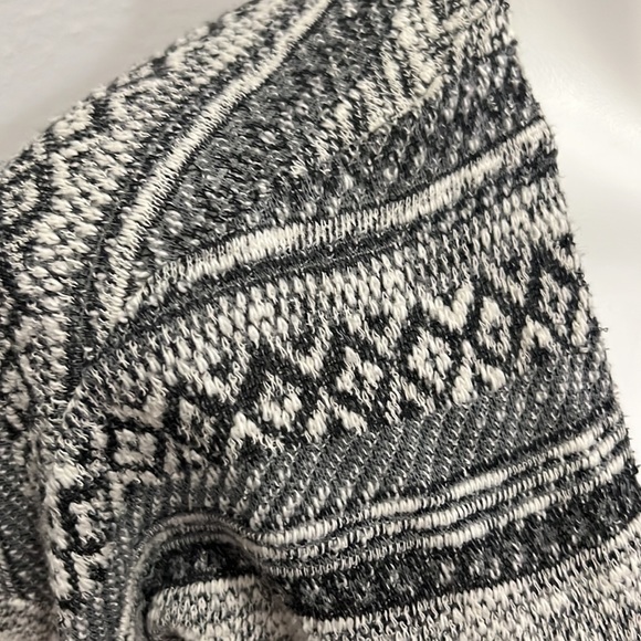 L.O.G.G Gray White Cardigan Sz 10/12 - Picture 2 of 5